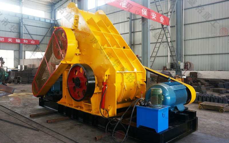 頁巖粉碎機價格是多少？哪里的小型粉碎機廠家